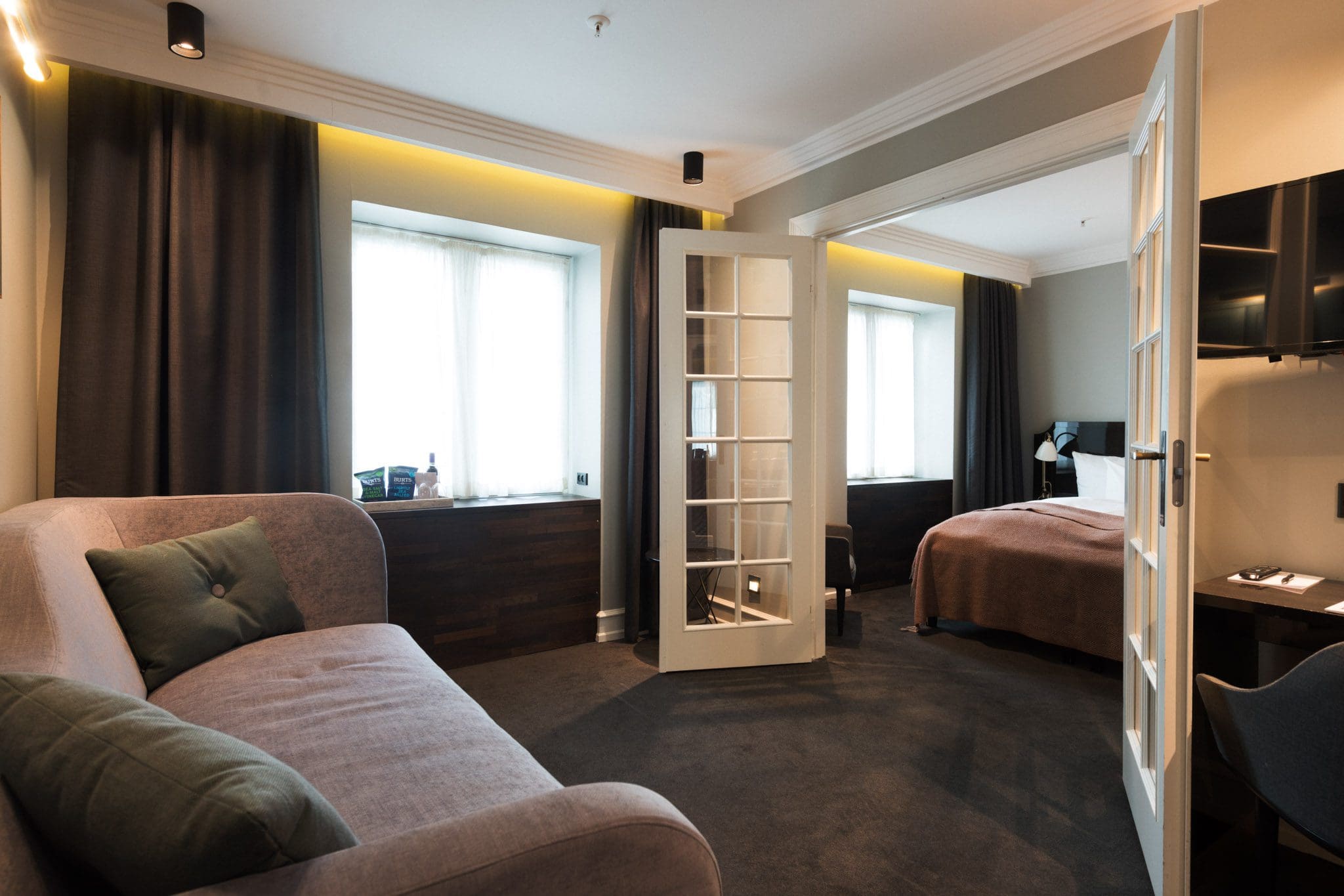 sovesofa og seng i junior suite